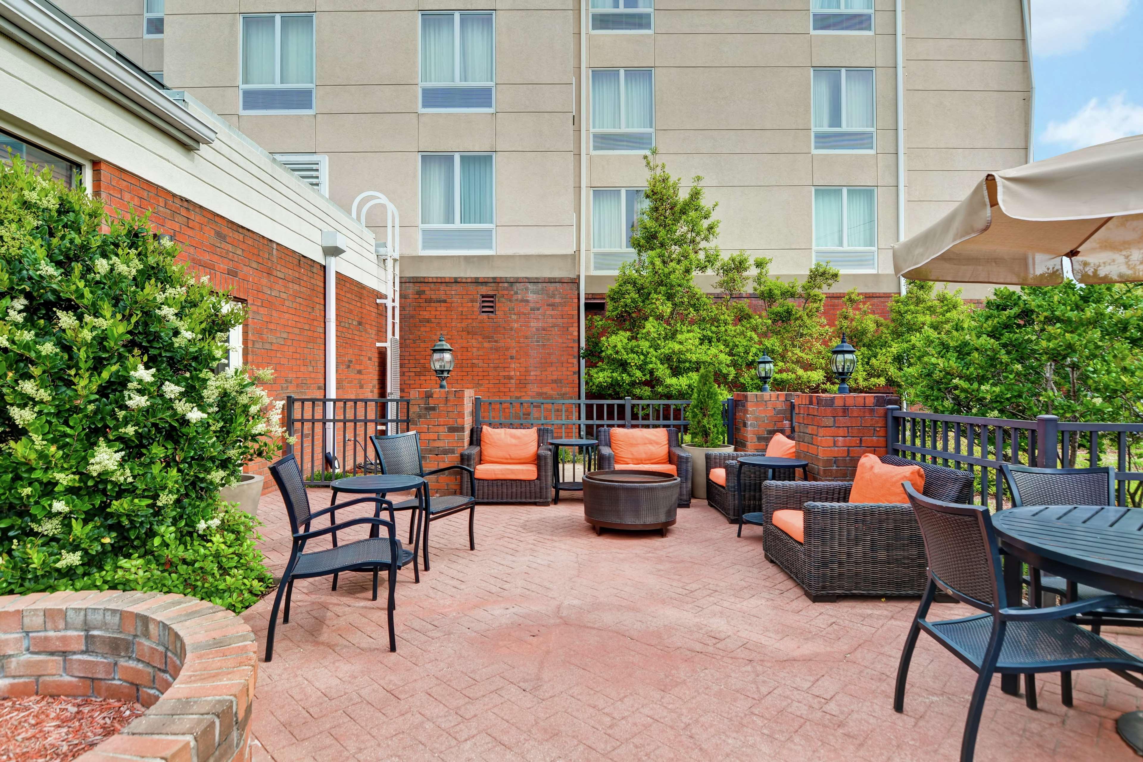 Hilton Garden Inn Hattiesburg Exterior photo
